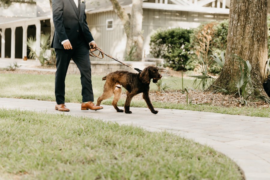 An Elegant Peach & Rose Jacksonville Wedding via TheELD.com