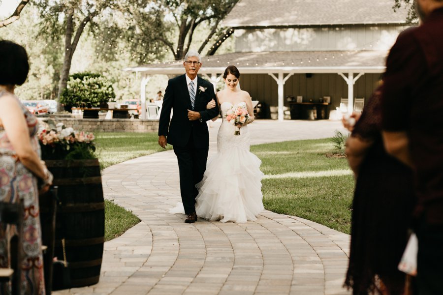 An Elegant Peach & Rose Jacksonville Wedding via TheELD.com