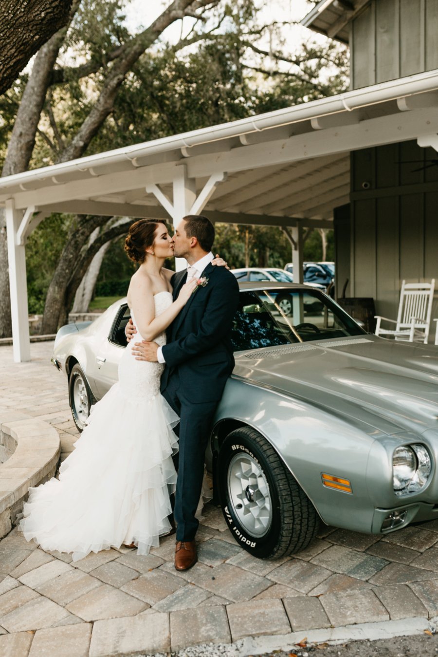 An Elegant Peach & Rose Jacksonville Wedding via TheELD.com