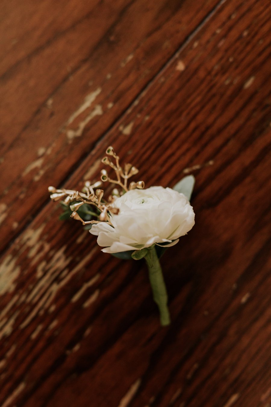 A Classic Green & White Coastal California Wedding Day via TheELD.com