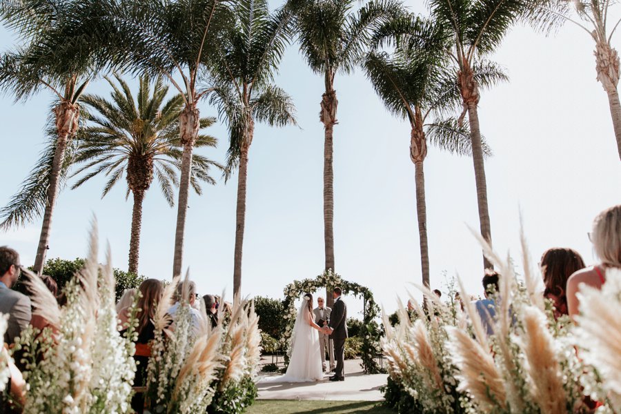 A Classic Green & White Coastal California Wedding Day via TheELD.com