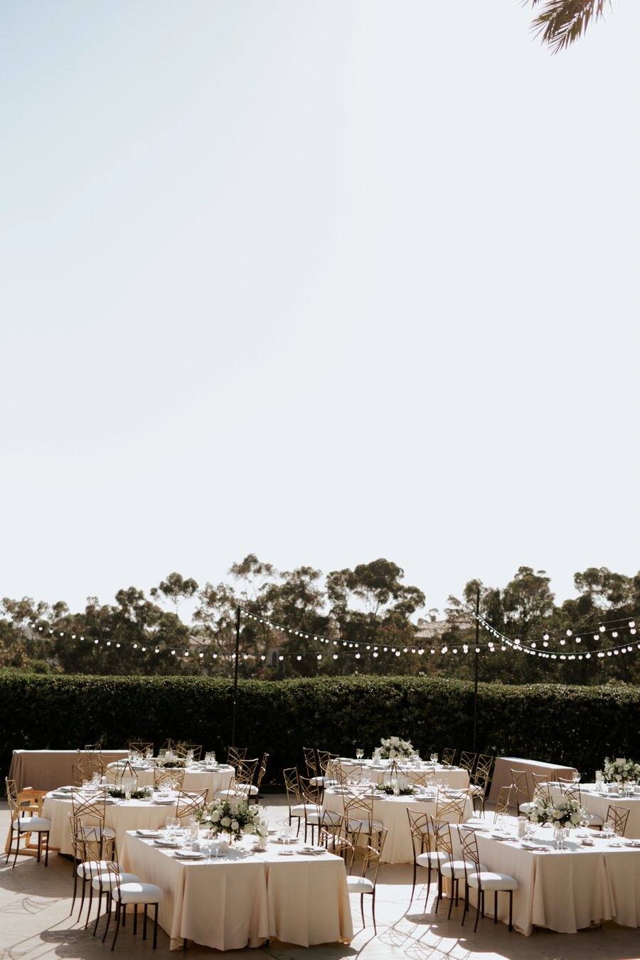 A Classic Green & White Coastal California Wedding Day via TheELD.com