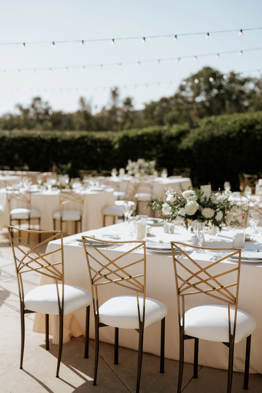 A Classic Green & White Coastal California Wedding Day via TheELD.com