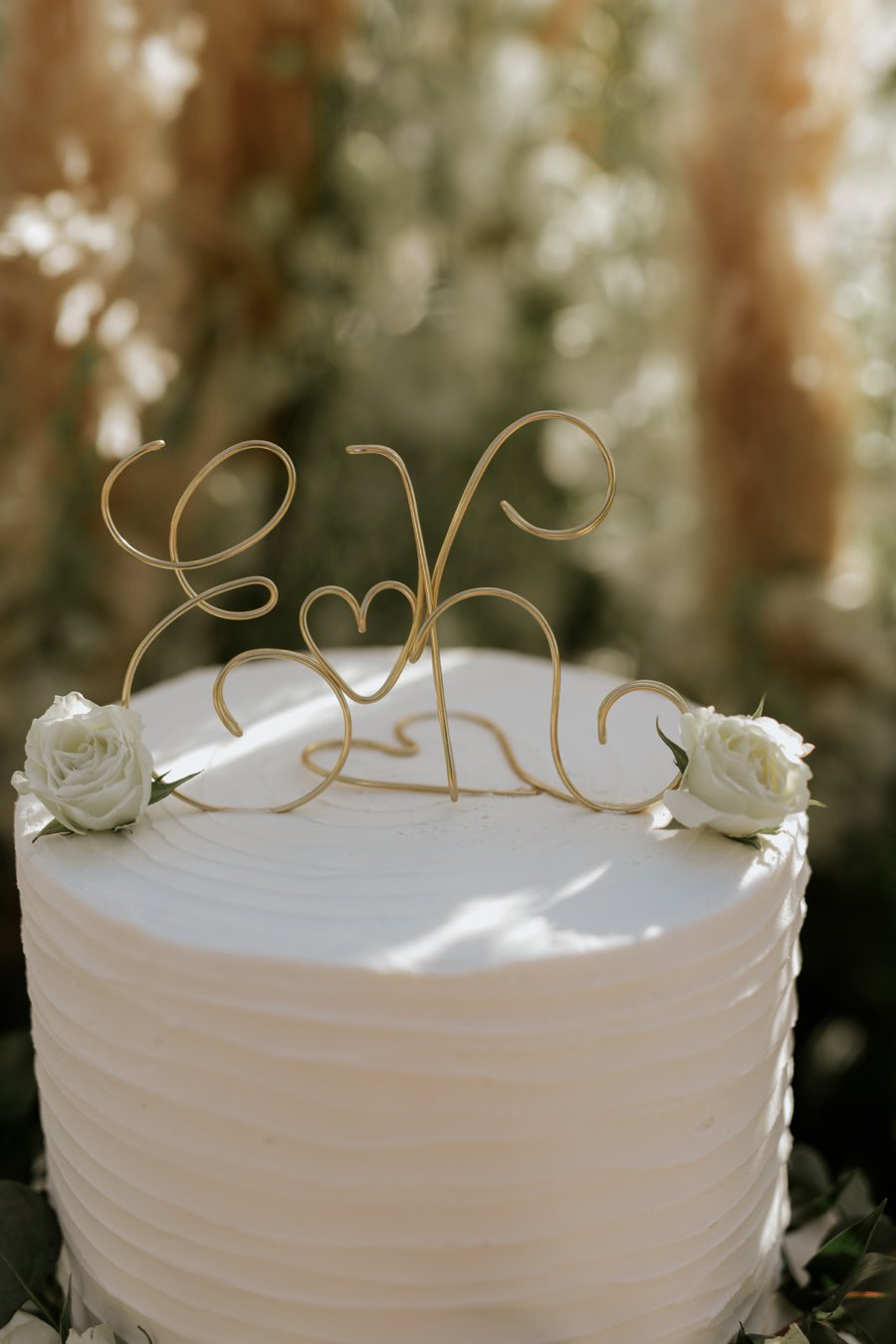 A Classic Green & White Coastal California Wedding Day via TheELD.com