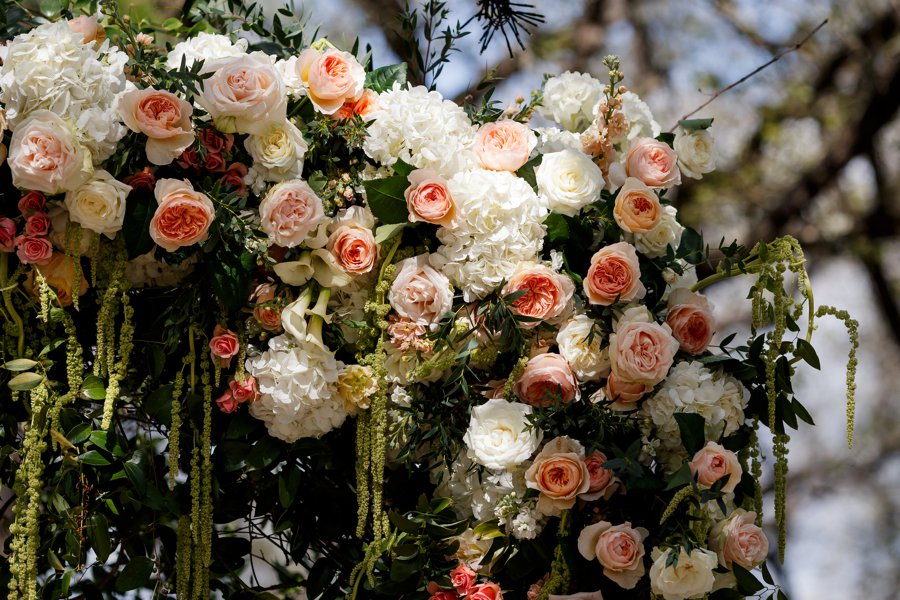 An Elegant Blush & Peach Whimsical Texas Wedding via TheELD.com