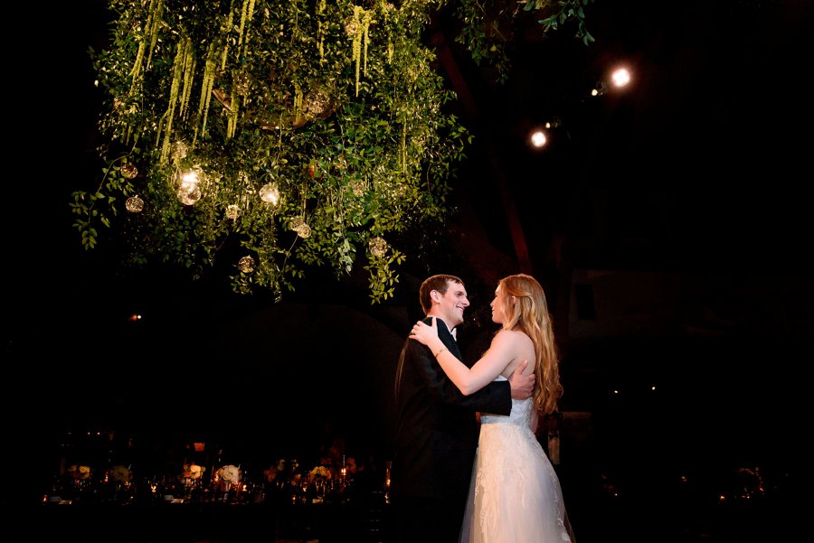 An Elegant Blush & Peach Whimsical Texas Wedding via TheELD.com