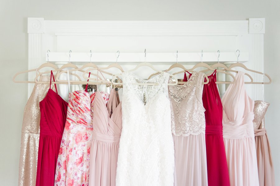 A Cozy, Romantic Blush and Red Indiana Wedding via TheELD.com