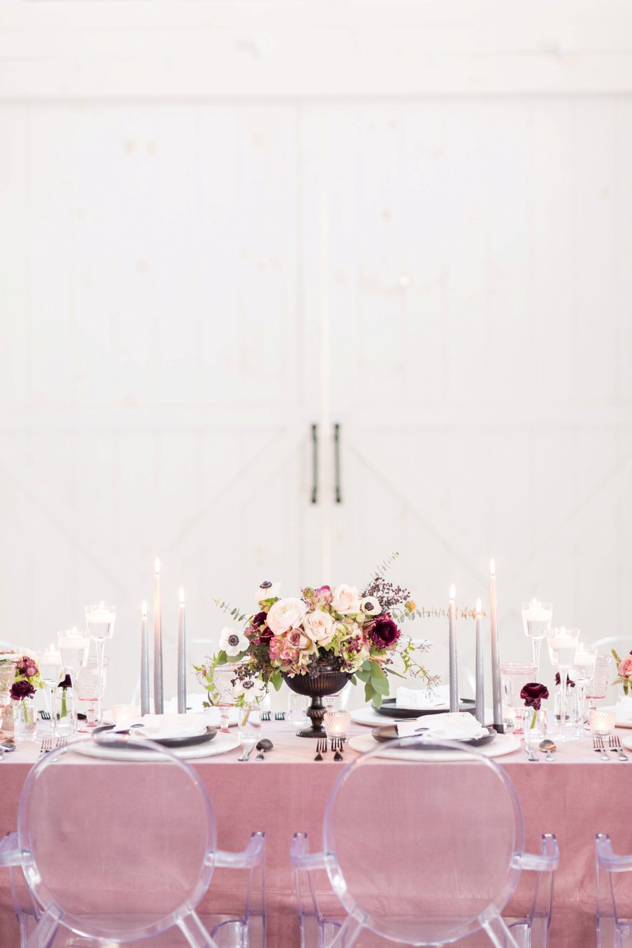 Modern Romantic Black & Mauve Valentines Day Wedding Ideas via TheELD.com