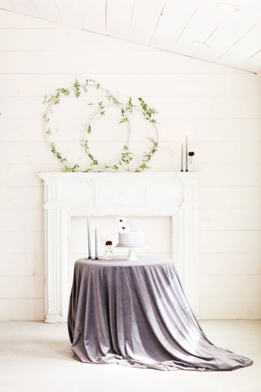 Modern Romantic Black & Mauve Valentines Day Wedding Ideas via TheELD.com