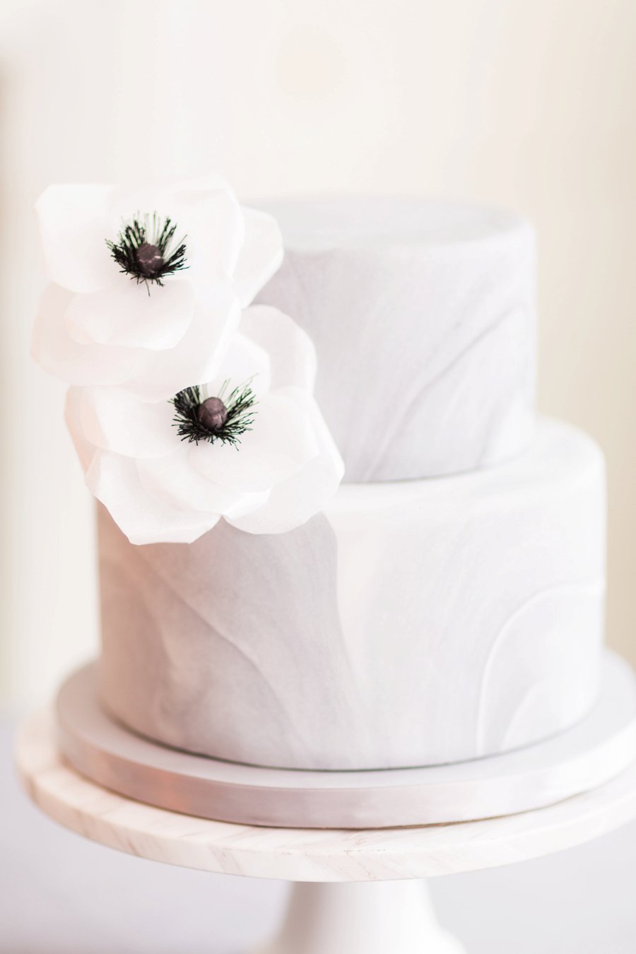 Modern Romantic Black & Mauve Valentines Day Wedding Ideas via TheELD.com