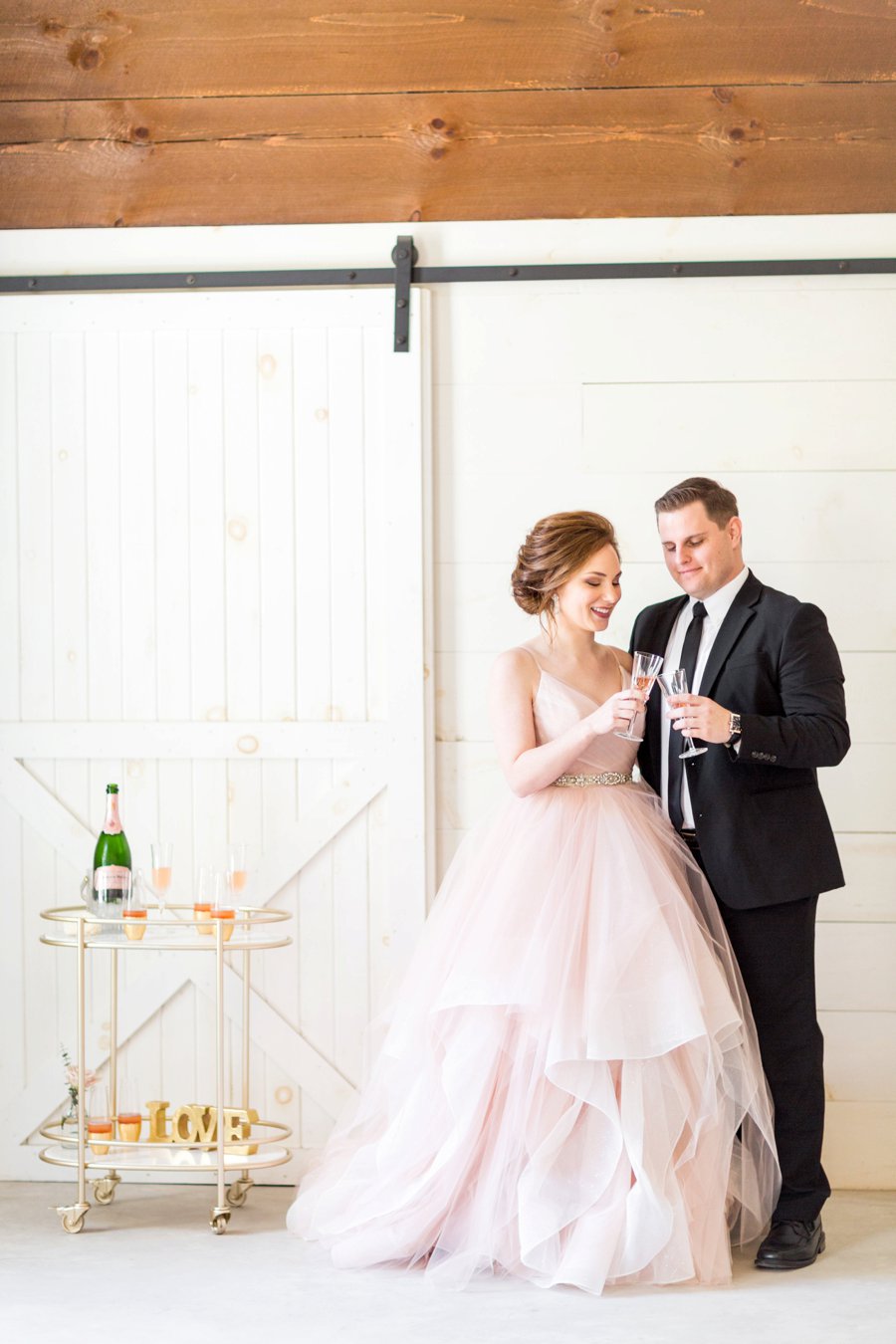 Modern Romantic Black & Mauve Valentines Day Wedding Ideas via TheELD.com