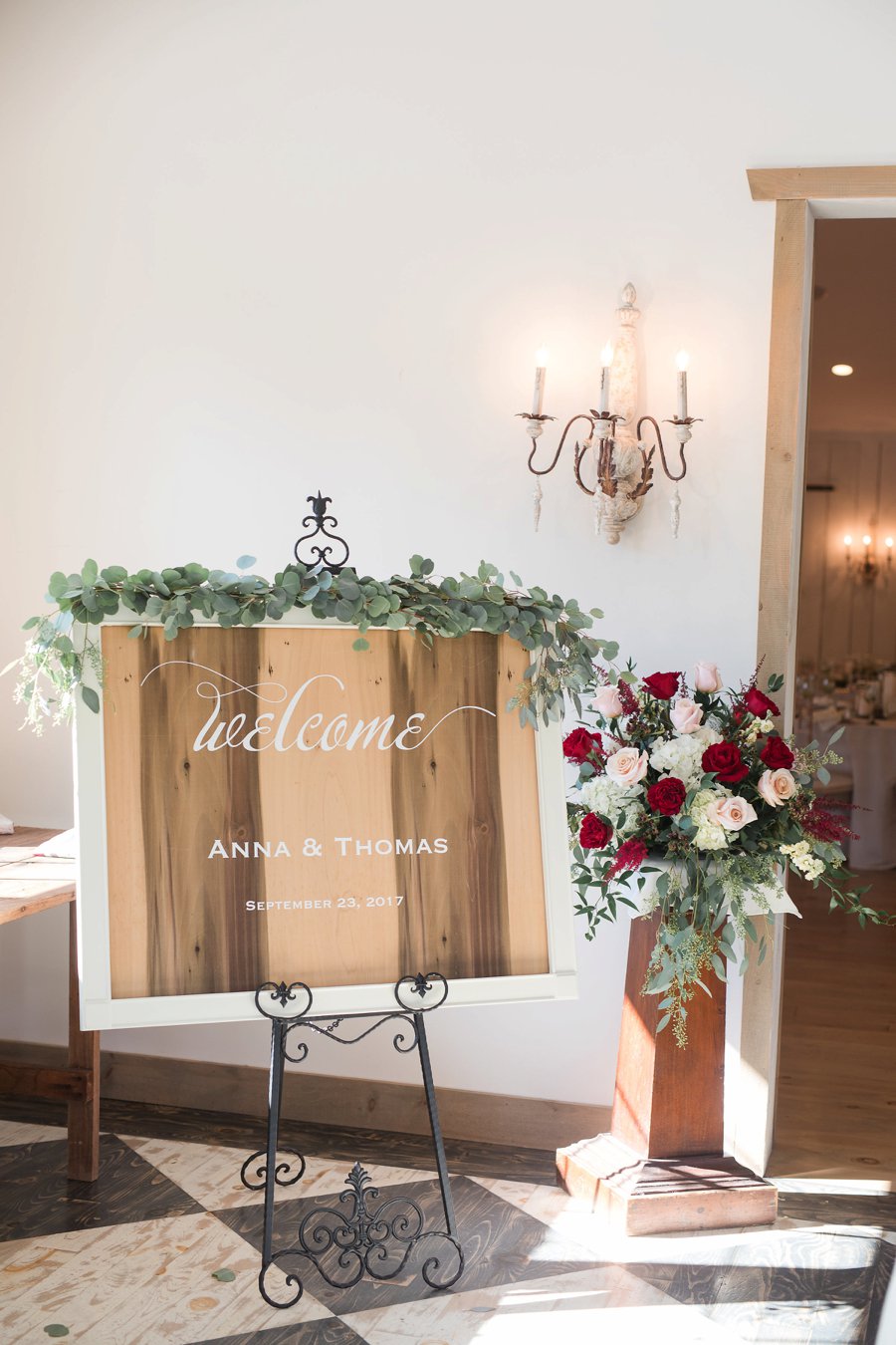 A Red, Green, & White Rustic Elegance Pennsylvania Wedding via TheELD.com