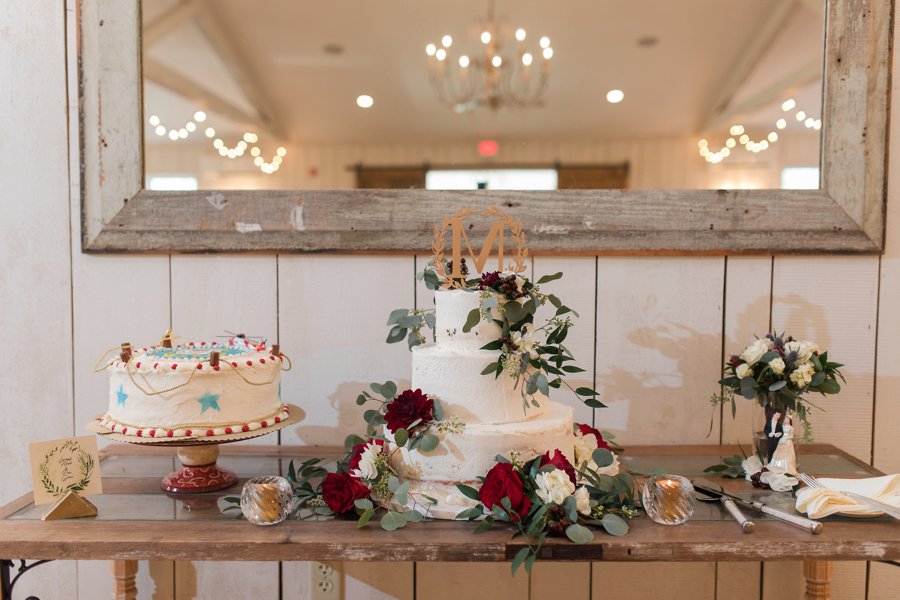 A Red, Green, & White Rustic Elegance Pennsylvania Wedding via TheELD.com