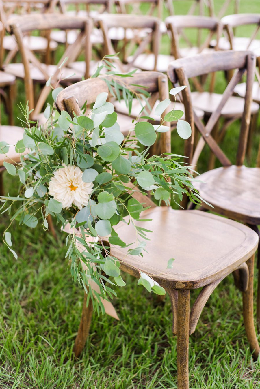 A Burgundy & Navy Rustic Elegant Florida Wedding via TheELD.com