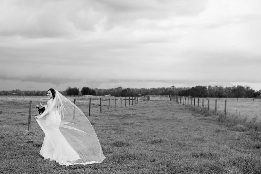 A Burgundy & Navy Rustic Elegant Florida Wedding via TheELD.com