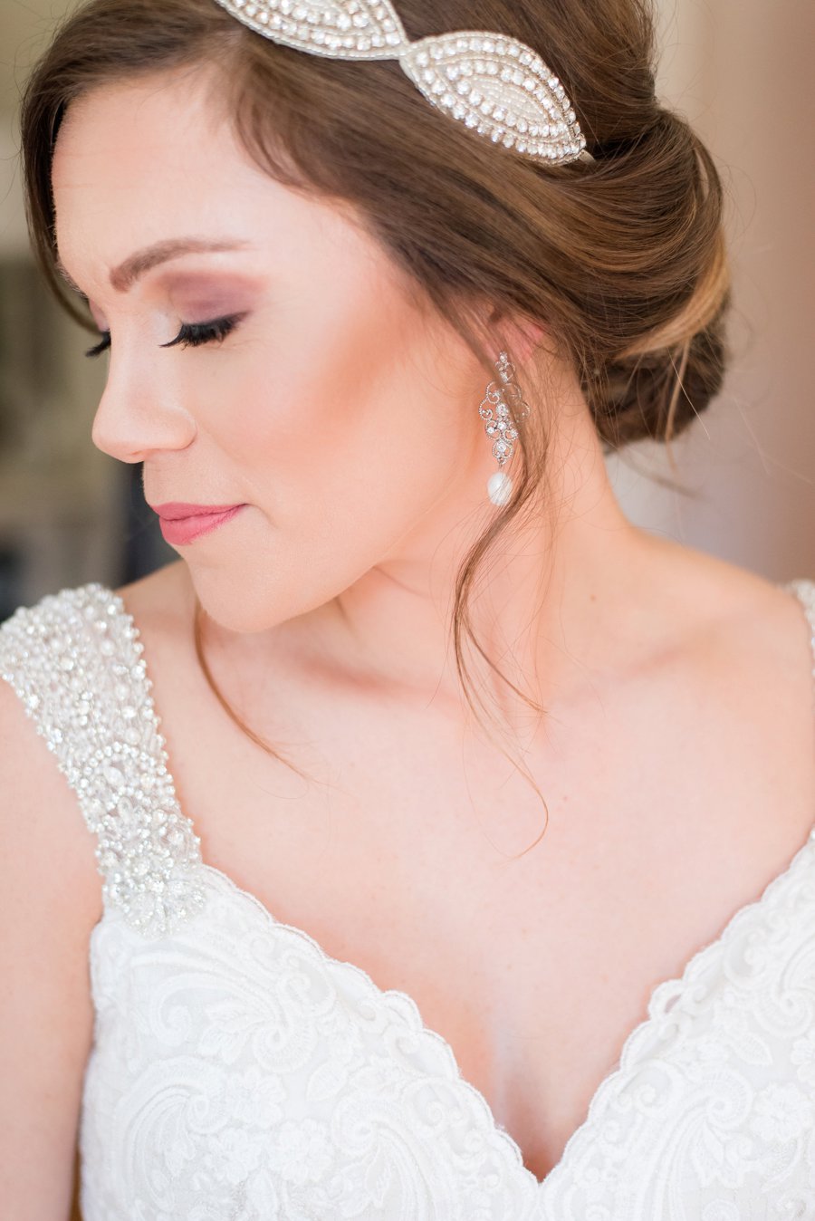 A Classic Southern Purple & White Alabama Wedding Day via TheELD.com