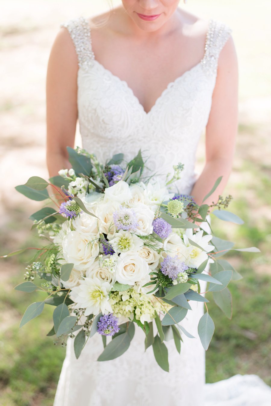 A Classic Southern Purple & White Alabama Wedding Day via TheELD.com