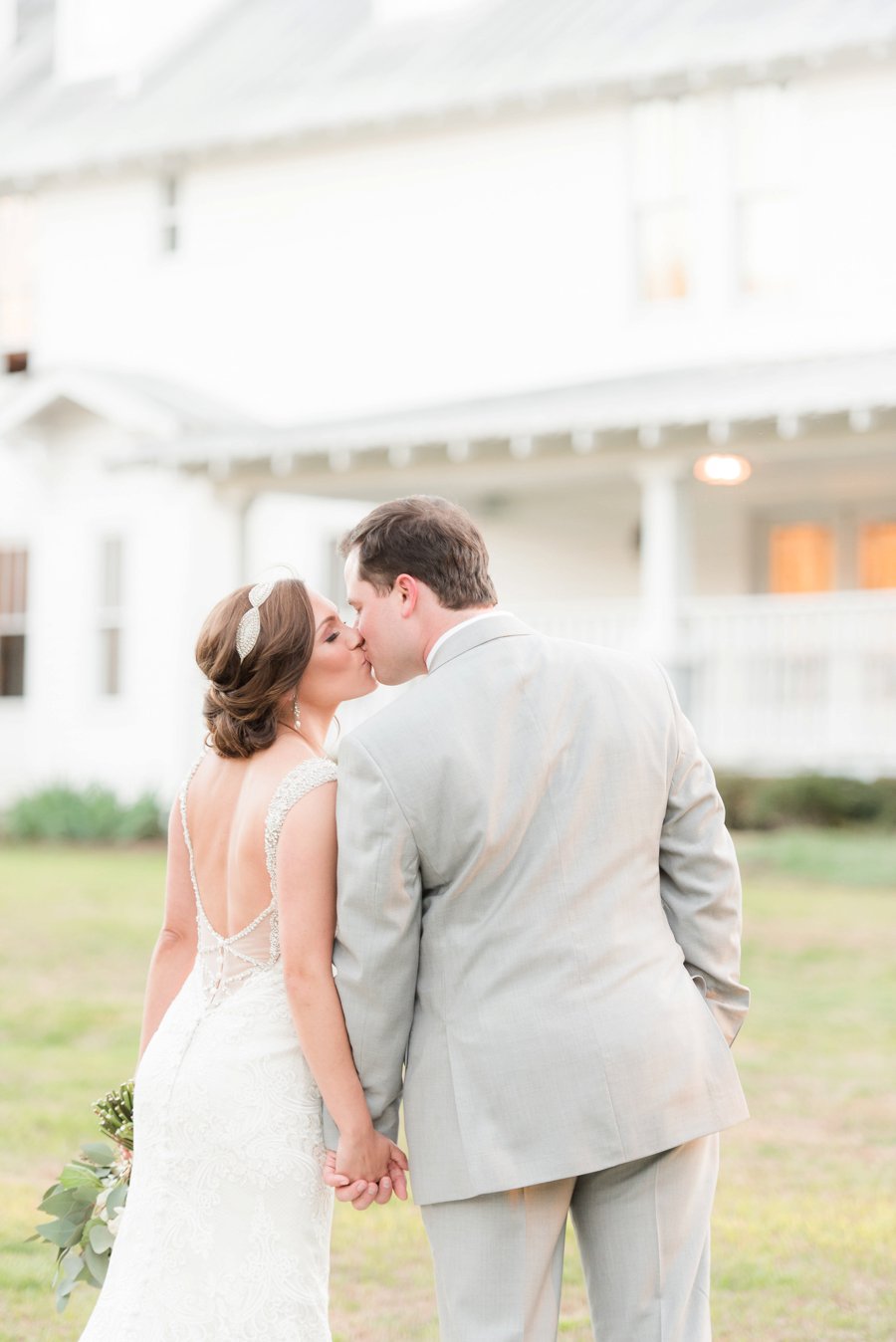 A Classic Southern Purple & White Alabama Wedding Day via TheELD.com