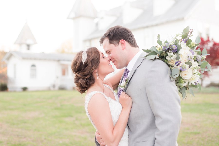 A Classic Southern Purple & White Alabama Wedding Day via TheELD.com