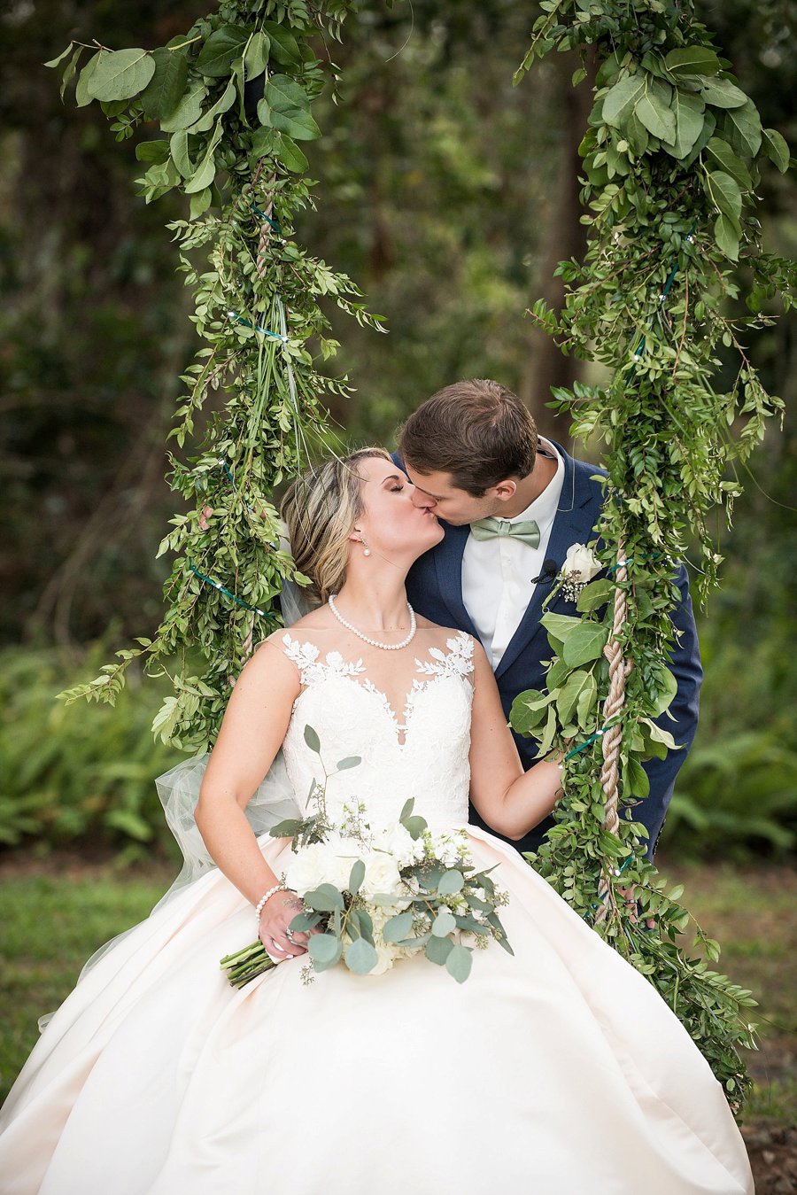 Rustic Elegant Navy & Green Jacksonville Wedding via TheELD.com