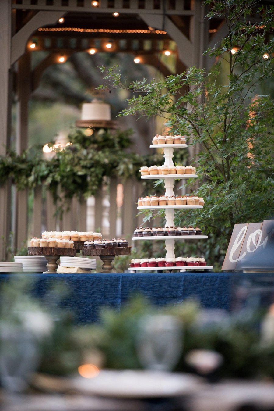 Rustic Elegant Navy & Green Jacksonville Wedding via TheELD.com