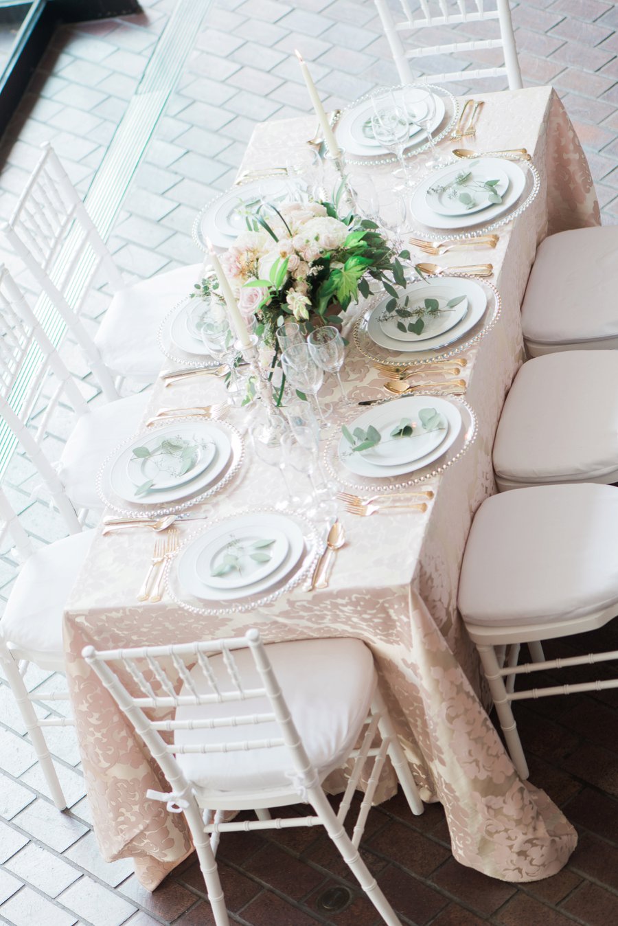 Timeless Champagne & Blush Classic Wedding Ideas via TheELD.com