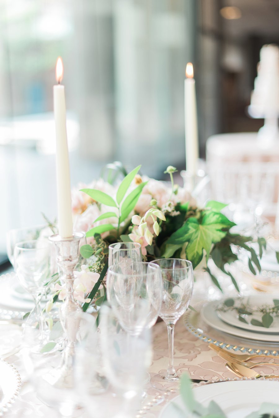 Timeless Champagne & Blush Classic Wedding Ideas via TheELD.com