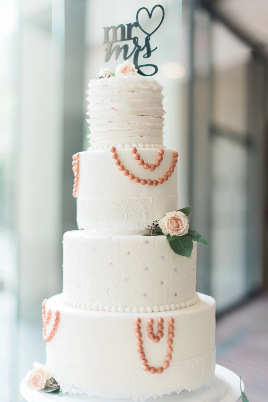 Timeless Champagne & Blush Classic Wedding Ideas via TheELD.com