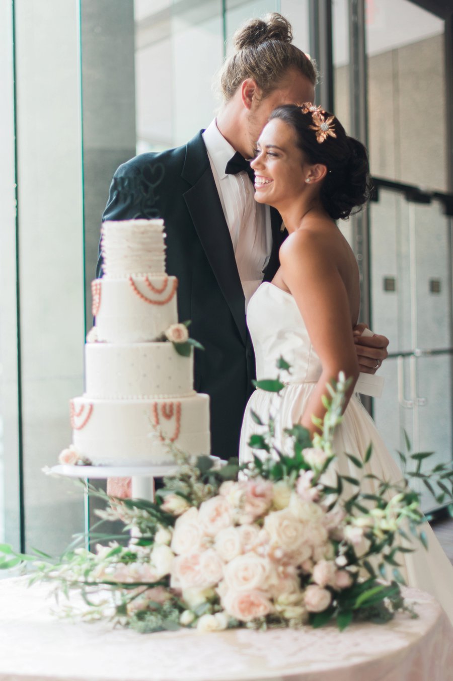 Timeless Champagne & Blush Classic Wedding Ideas via TheELD.com