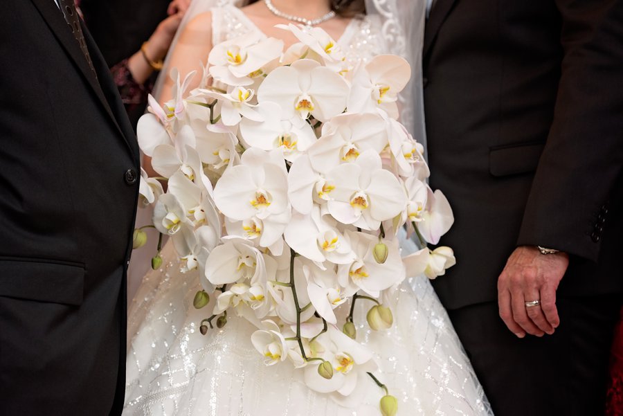 A Elegant Silver & White Black Tie Wedding via TheELD.com