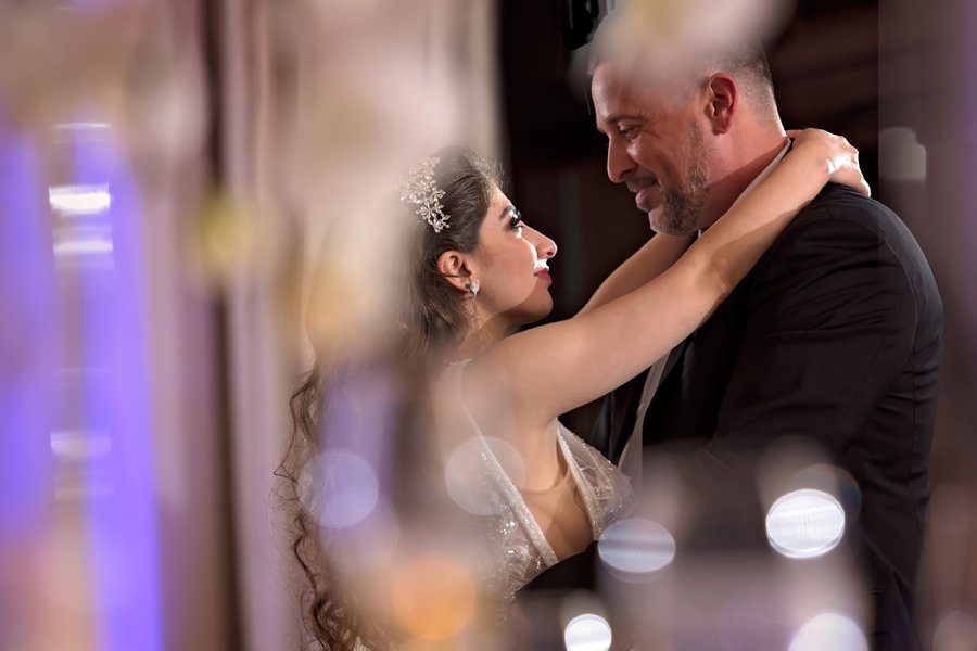 A Elegant Silver & White Black Tie Wedding via TheELD.com