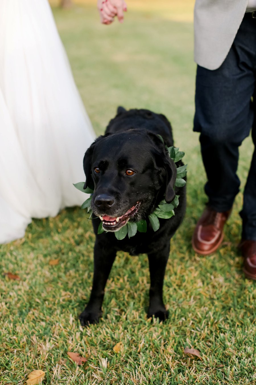 A Romantic Blue & Peach Texas Wedding Day via TheELD.com