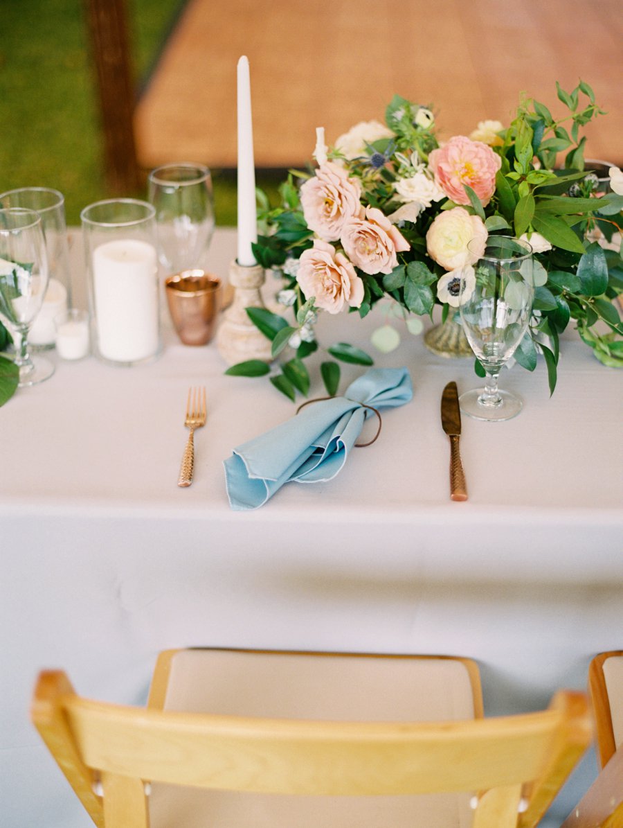 A Romantic Blue & Peach Texas Wedding Day via TheELD.com