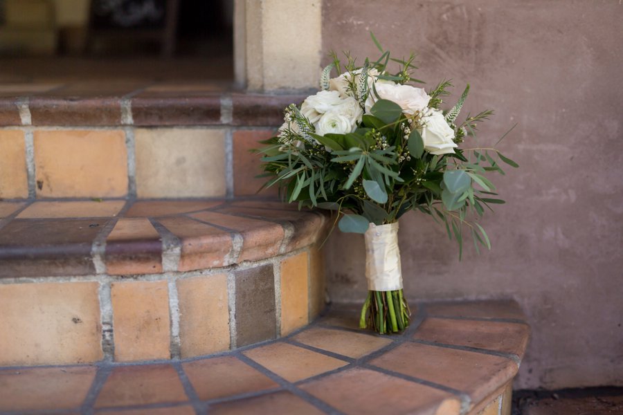 A Pink & Gold Mediterranean Inspired Florida Wedding via TheELD.com