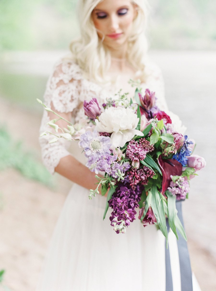 Organic & Romantic Lavender Wedding Ideas via TheELD.com