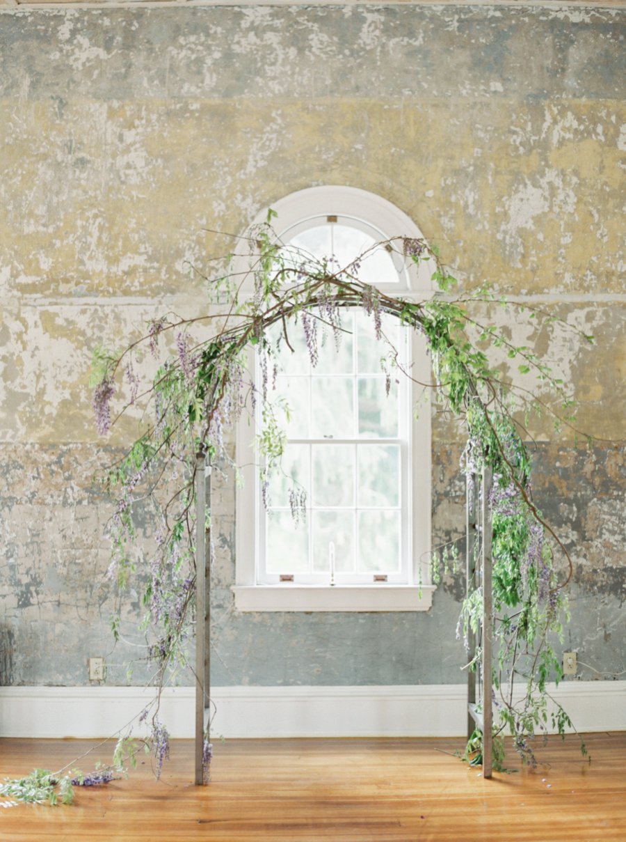 Organic & Romantic Lavender Wedding Ideas via TheELD.com