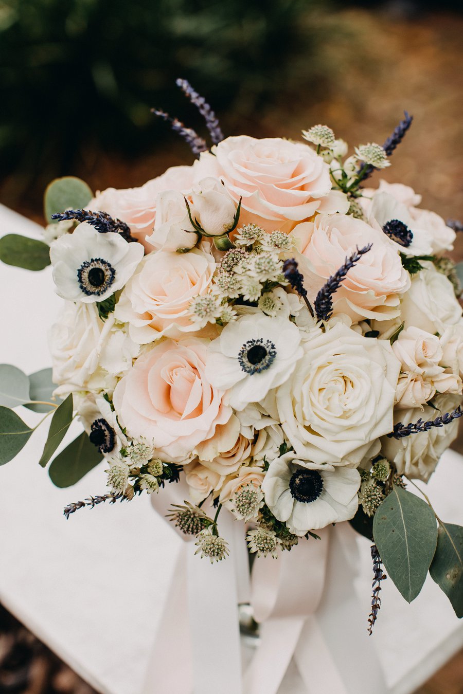 A Navy & Blush Rustic Elegant Central Florida Wedding via TheELD.com