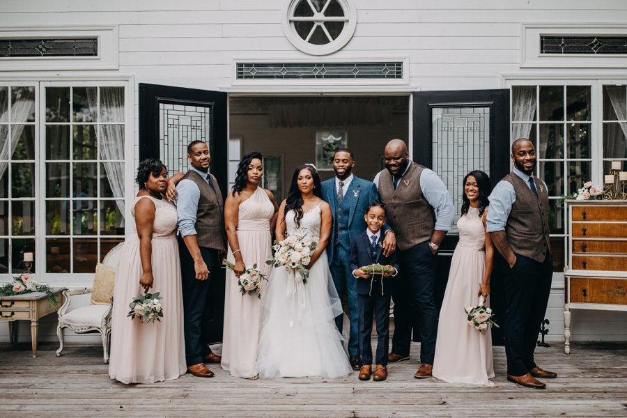 A Navy & Blush Rustic Elegant Central Florida Wedding via TheELD.com