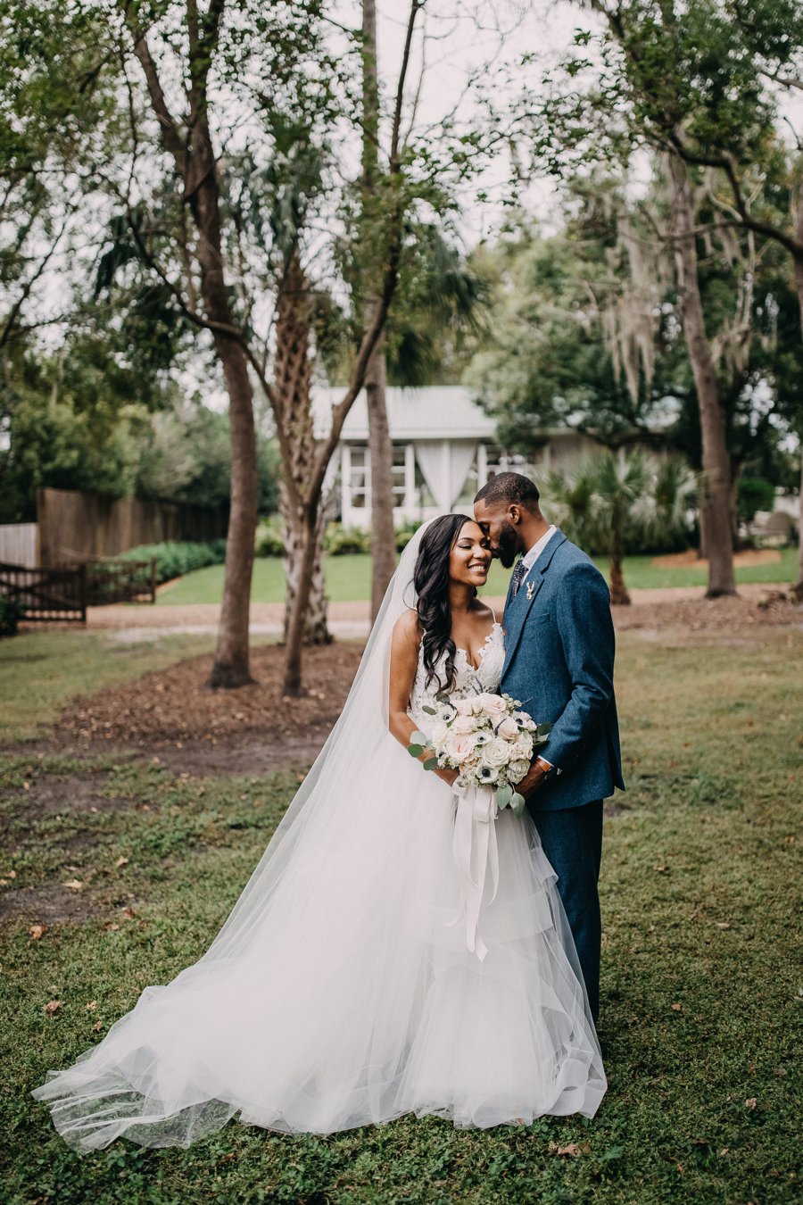 A Navy & Blush Rustic Elegant Central Florida Wedding via TheELD.com