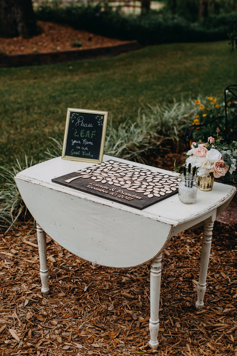 A Navy & Blush Rustic Elegant Central Florida Wedding via TheELD.com