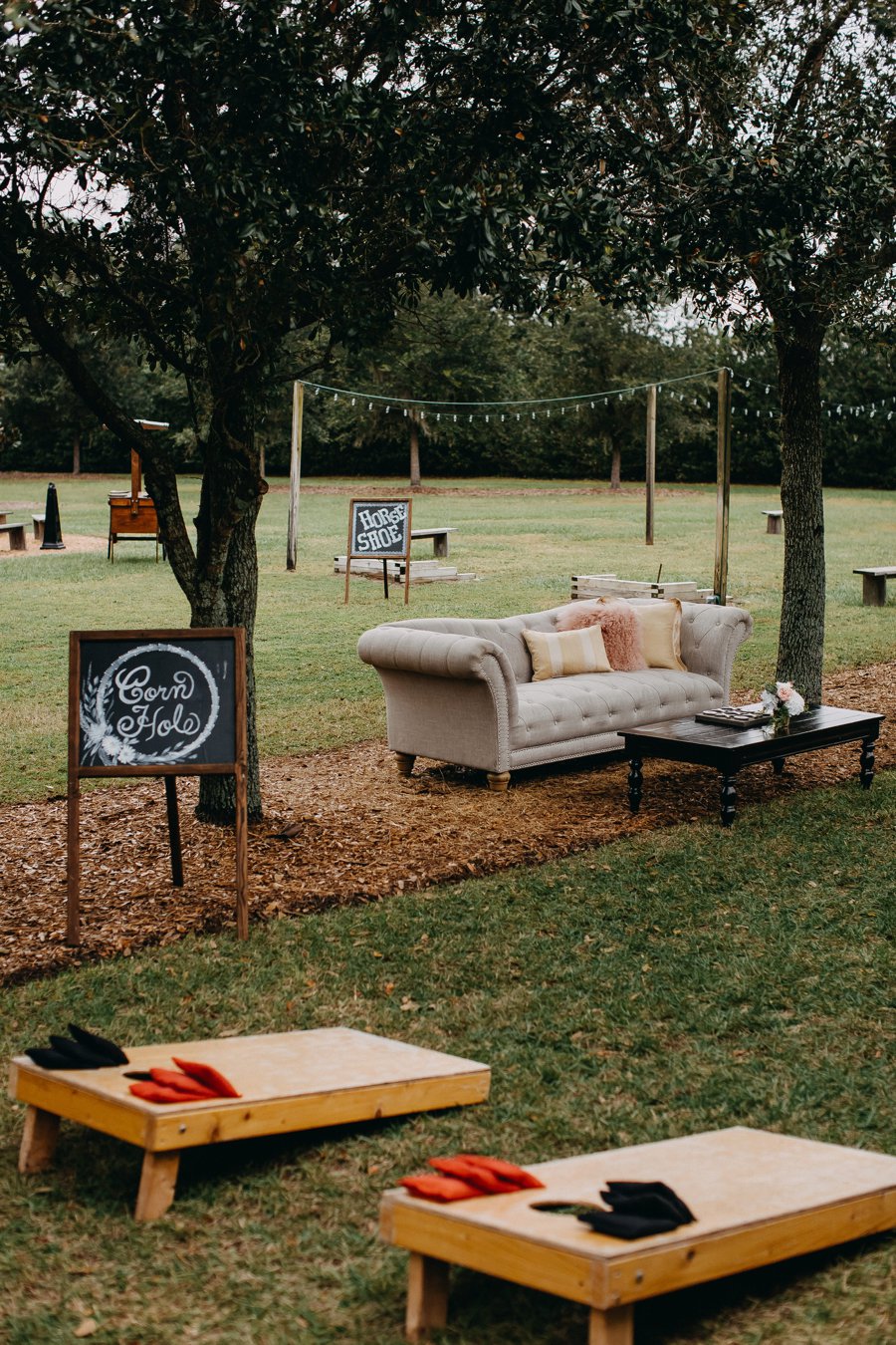 A Navy & Blush Rustic Elegant Central Florida Wedding via TheELD.com