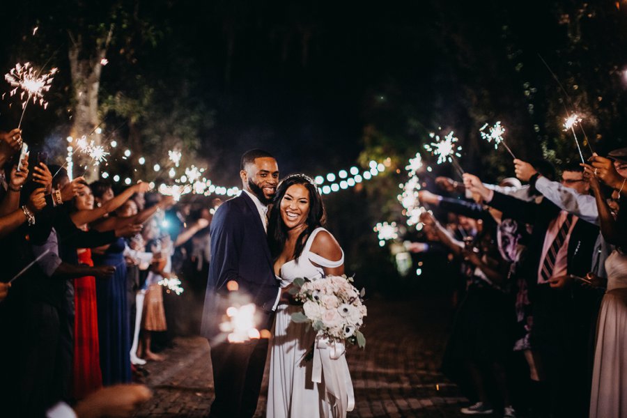 A Navy & Blush Rustic Elegant Central Florida Wedding via TheELD.com