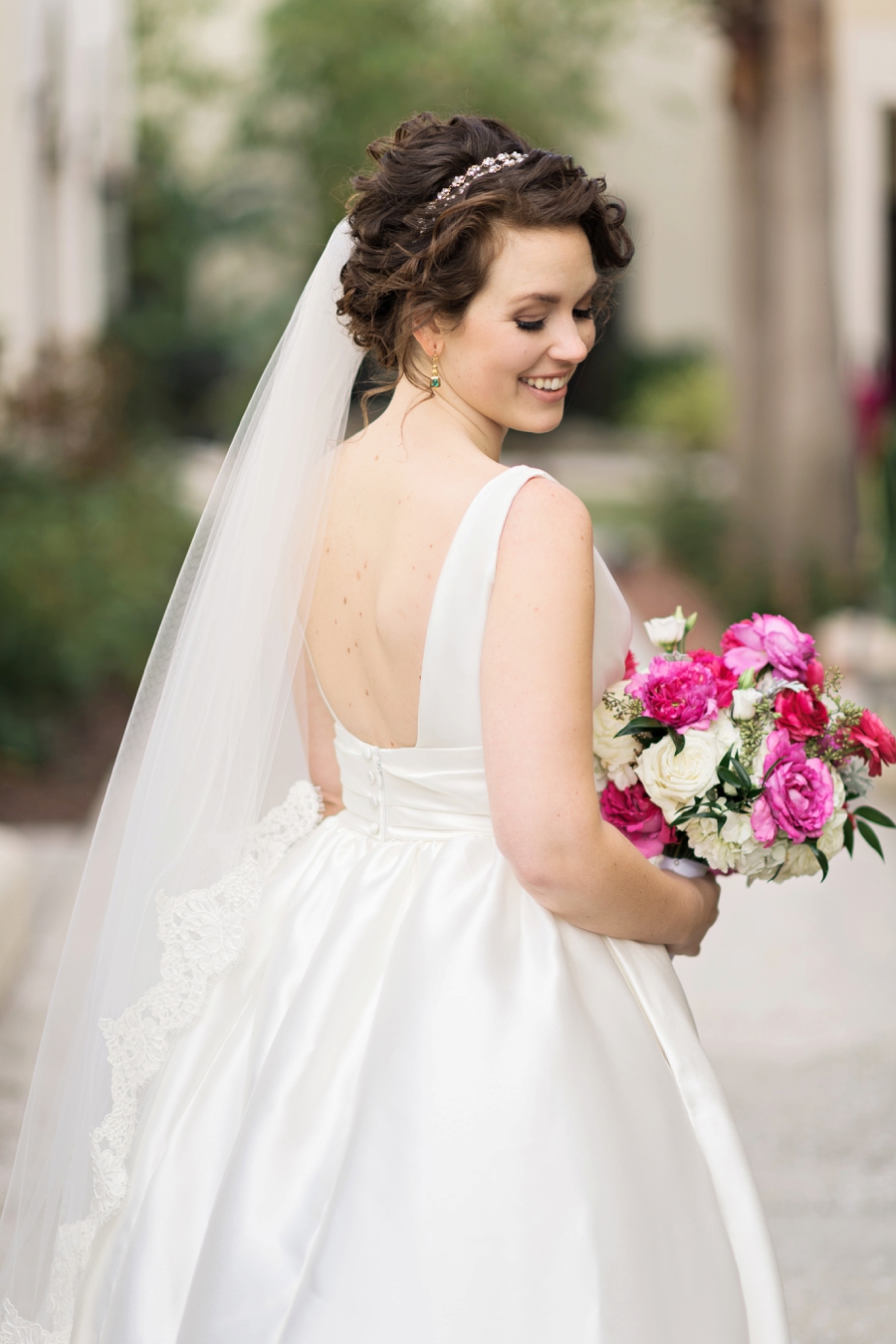 An Elegant Fuchsia Winter Park Wedding via TheELD.com