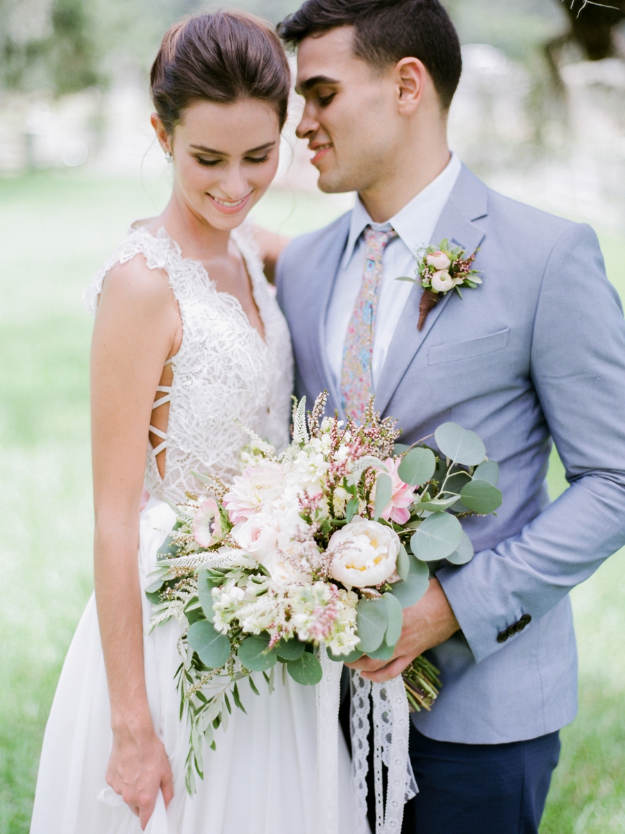 Blue & Blush Chambray Inspired Wedding Ideas via TheELD.com