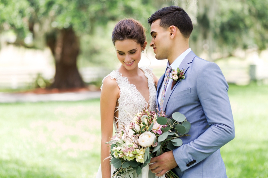 Blue & Blush Chambray Inspired Wedding Ideas via TheELD.com