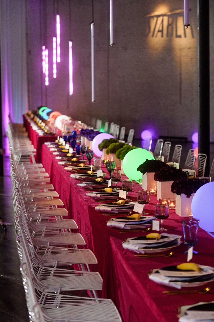 Colorful, Modern Pop Art Inspired Wedding Ideas via TheELD.com