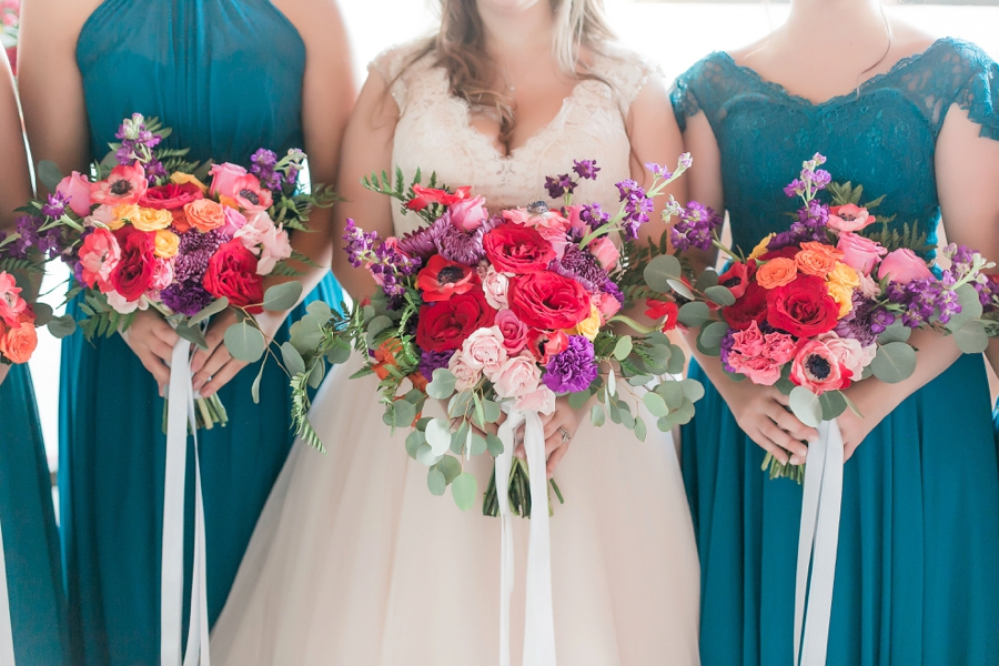 A Colorful Modern Elegant Charlotte Wedding via TheELD.com
