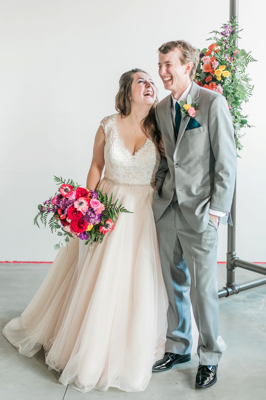 A Colorful Modern Elegant Charlotte Wedding via TheELD.com