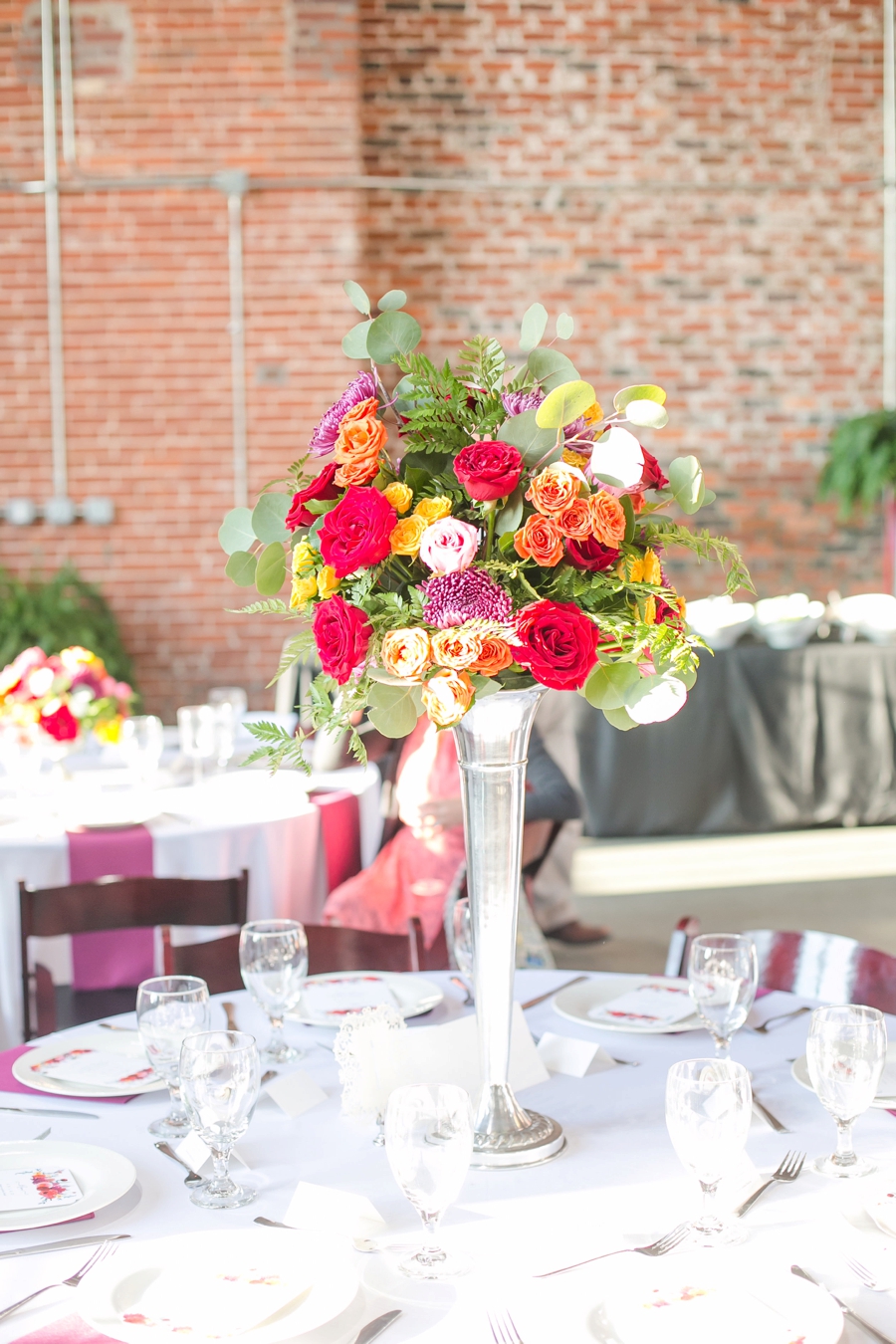 A Colorful Modern Elegant Charlotte Wedding via TheELD.com