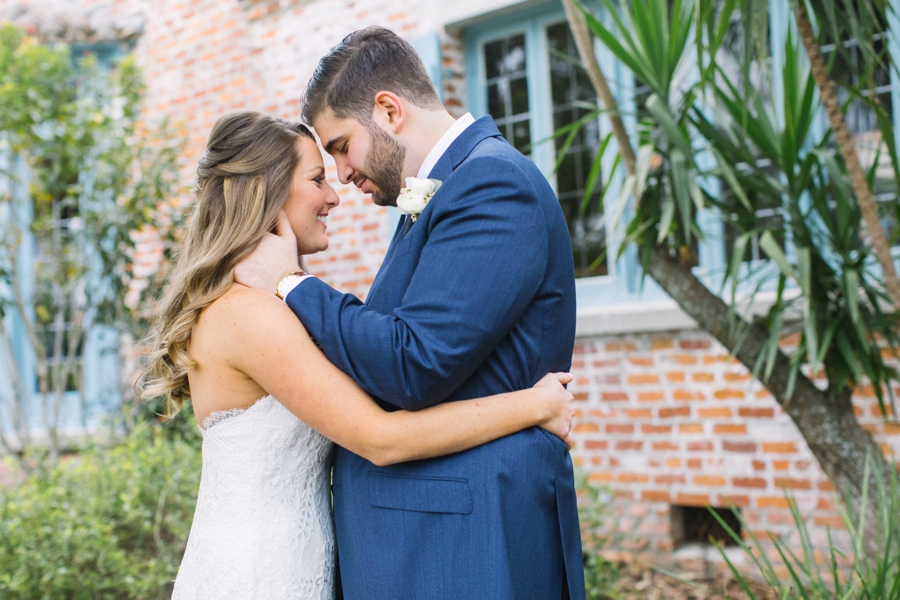 A Navy Garden Inspired Winter Park Wedding via TheELD.com